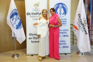 Η επίσκεψη ΚΟΑ - Ολυμπιακής ομάδας στο Προεδρικό (Φώτος)