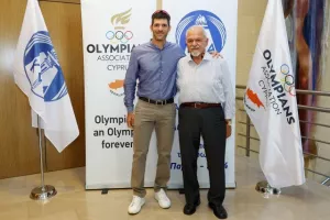 Η επίσκεψη ΚΟΑ - Ολυμπιακής ομάδας στο Προεδρικό (Φώτος)