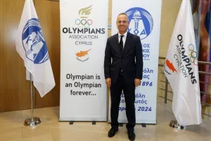 Η επίσκεψη ΚΟΑ - Ολυμπιακής ομάδας στο Προεδρικό (Φώτος)