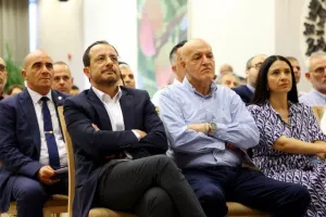 Η επίσκεψη ΚΟΑ - Ολυμπιακής ομάδας στο Προεδρικό (Φώτος)
