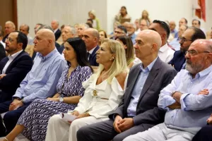 Η επίσκεψη ΚΟΑ - Ολυμπιακής ομάδας στο Προεδρικό (Φώτος)