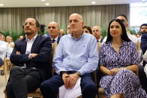 Η επίσκεψη ΚΟΑ - Ολυμπιακής ομάδας στο Προεδρικό (Φώτος)