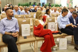Η επίσκεψη ΚΟΑ - Ολυμπιακής ομάδας στο Προεδρικό (Φώτος)