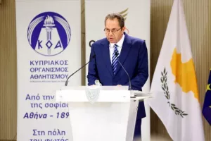 Η επίσκεψη ΚΟΑ - Ολυμπιακής ομάδας στο Προεδρικό (Φώτος)