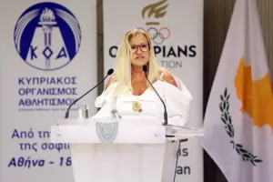 Η επίσκεψη ΚΟΑ - Ολυμπιακής ομάδας στο Προεδρικό (Φώτος)