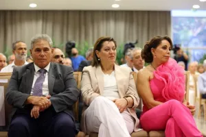 Η επίσκεψη ΚΟΑ - Ολυμπιακής ομάδας στο Προεδρικό (Φώτος)