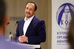 Η επίσκεψη ΚΟΑ - Ολυμπιακής ομάδας στο Προεδρικό (Φώτος)