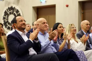 Η επίσκεψη ΚΟΑ - Ολυμπιακής ομάδας στο Προεδρικό (Φώτος)