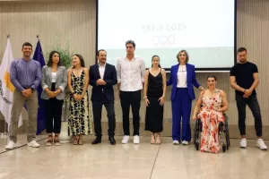 Η επίσκεψη ΚΟΑ - Ολυμπιακής ομάδας στο Προεδρικό (Φώτος)