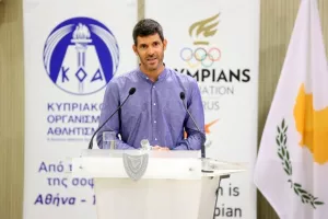 Η επίσκεψη ΚΟΑ - Ολυμπιακής ομάδας στο Προεδρικό (Φώτος)