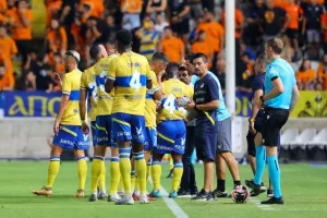 ΑΠΟΕΛ-Πετροκούμπ: Βάσεις πρόκρισης... με Μαρκίνιος! (Φώτος)