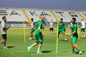 (ΦΩΤΟΣ) Η ανοικτή προπόνηση της Ομόνοιας 29Μ