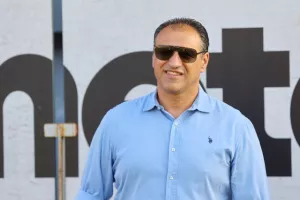 Η επίσημη πρώτη της Νέας Σαλαμίνας (Φώτος/βίντεο)
