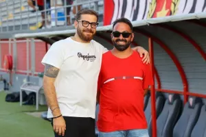 Η επίσημη πρώτη της Νέας Σαλαμίνας (Φώτος/βίντεο)