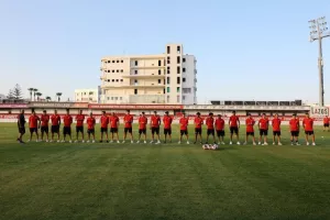 Η επίσημη πρώτη της Νέας Σαλαμίνας (Φώτος/βίντεο)