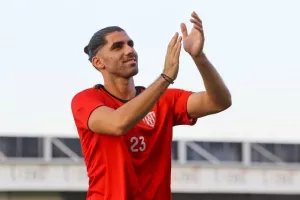 Η επίσημη πρώτη της Νέας Σαλαμίνας (Φώτος/βίντεο)