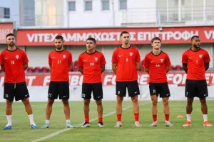 Η επίσημη πρώτη της Νέας Σαλαμίνας (Φώτος/βίντεο)