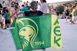 Εκεί οι ΑΕΚτζήδες... όπως πάντα!