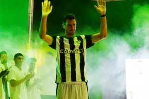 Η εκδήλωση της ΑΕΚ για τα 30α γενέθλιά της! (Φώτος)