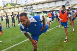 Η τελευταία του ΑΠΟΕΛ πριν την Πετροκούμπ (φώτος/βίντεο kerkida)