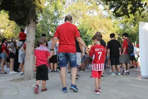 Κοσμοσυρροή και στη Θήβα για τα «θρυλικά» ευρωπαϊκά τρόπαια!