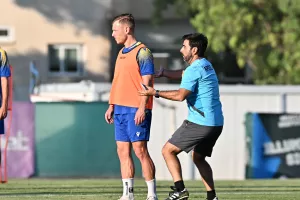 Πρέπει και αυτοί να παίξουν τον ρόλο τους 