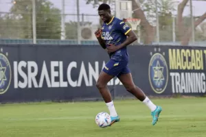 Προβάρει τα γαλάζια ο Luckassen