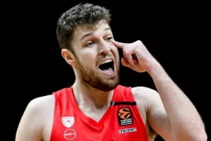 Και επίσημα o Βεζένκοφ/"Για όσα ζήσαμε, μα πιο πολύ για όσα θα ζήσουμε!" 