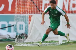 Νέα Σαλαμίνα - Ομόνοια 29Μ: Νίκη-ανατροπή για τους ερυθρόλευκους στο φιλικό