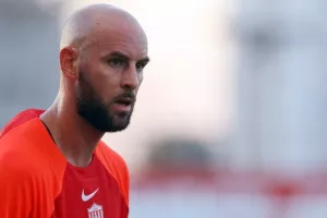Νέα Σαλαμίνα - Ομόνοια 29Μ: Νίκη-ανατροπή για τους ερυθρόλευκους στο φιλικό