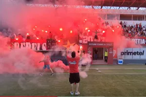 Καυτή ατμόσφαιρα - Το έδειξαν σε παλιούς και νέους (βίντεο)