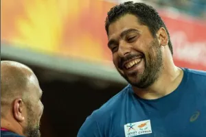"Είμαι πολύ φορτισμένος και στεναχωρημένος με πολλές σκέψεις στο μυαλό"