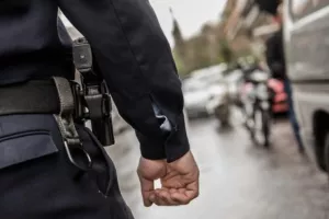 Στον εισαγγελέα οι 74 συλληφθέντες για τα επεισόδια στη Λεωφόρο - 5 ανήλικοι