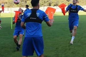 ΚΛΙΚΣ... απ' την Κυπερούντα