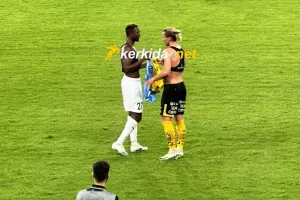 Αντάλλαξαν φανέλες... οι πρώην συμπαίκτες! (Φώτος Kerkida)