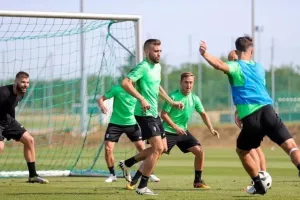 Ολοκλήρωσε η Paksi FC (Φώτος)