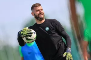 Ολοκλήρωσε η Paksi FC (Φώτος)