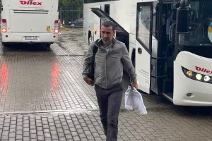 Ποιος θα παίξει δεξιά; Τα δύο σενάρια