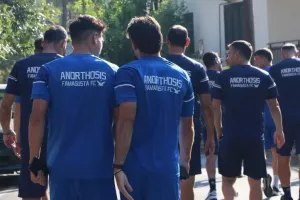 Ανόρθωση... για το πρώτο 