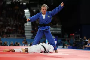 Έγραψε ιστορία η Σοφία Ασβεστά στο Παρίσι 2024