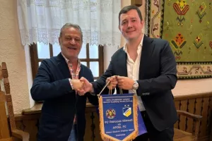 Δεξίωση... στο ΑΠΟΕΛ 