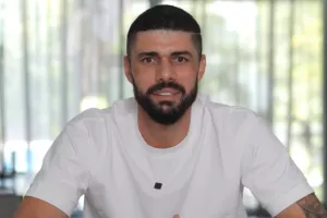 Έρχεται... Φαμπιάνο! (Βίντεο)