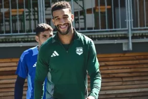 Γκόλντσον: "Ανυπομονώ να σας δω όλους στην Κύπρο" (βίντεο)