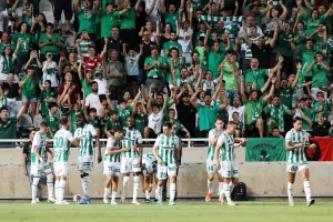 Ομονοιάτες... στην πρώτη δεκάδα!