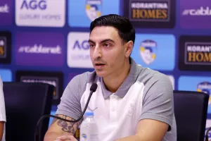 "Η αντίδραση του κόσμου ήταν συγκινητική, ίσως να ήταν μια δικαιολογία..."