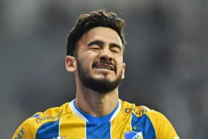 Έκπληκτος/Βιγιαφάνεζ
