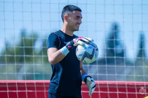Αφήνει στην άκρη τον Κοτάρσκι, πρόταση της Τζένοα για τον Λέο Ρομάν