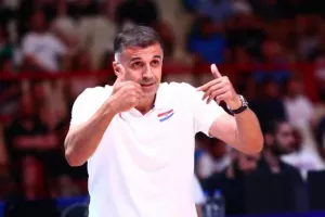Σεζάρ: «Όποιος δεν πιστεύει, να μείνει στο ξενοδοχείο-Εγώ πιστεύω σε νίκη επί της Ελλάδας»