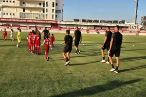 Η επίσημη πρώτη της Νέας Σαλαμίνας (Φώτος/βίντεο)