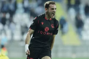 Επαφές του Ολυμπιακού με την Έιμπαρ για τον Μπαουτίστα